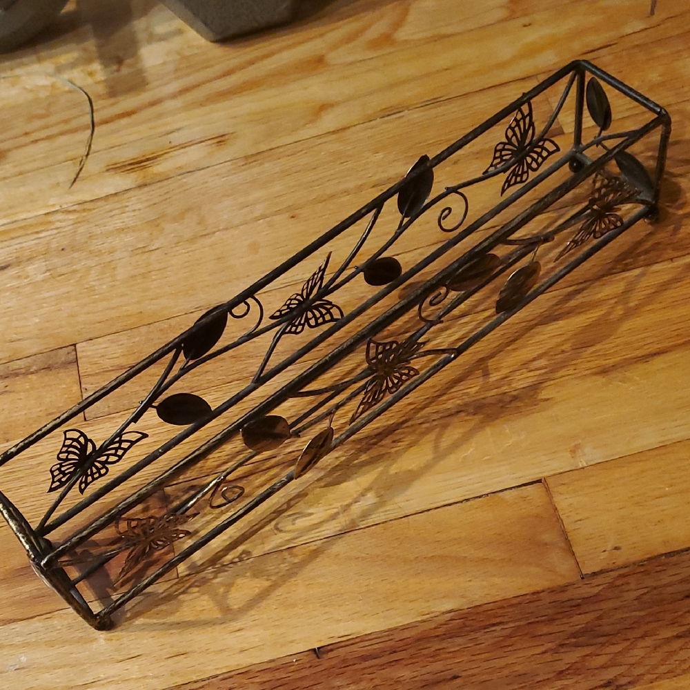 Butterfly Decor Metal Basket